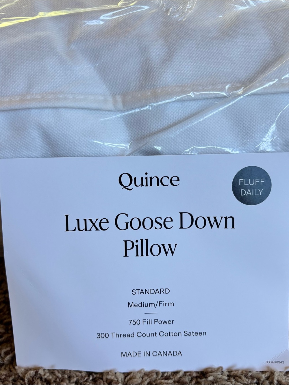 Quince Luxe Goose Down Standard Pillow Medium/Firm Retail $144